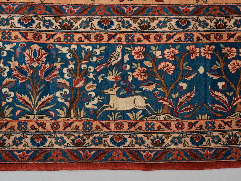 Matto, a semi-antique Kashan, a so called Dabir, ca 383,5-387,5 x 269,5-275 cm.