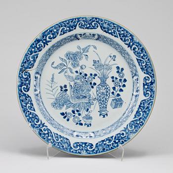 FAT, kompaniporslin. Qing dynastin, Qianlong (1736-95).
