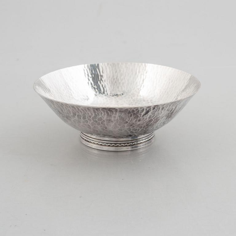 Eric Löfman, a silver bowl, MEMA, Lidköping 1991.