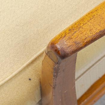 Fåtöljer, ett par, Engen Örkelljunga, 1900-talets mitt.