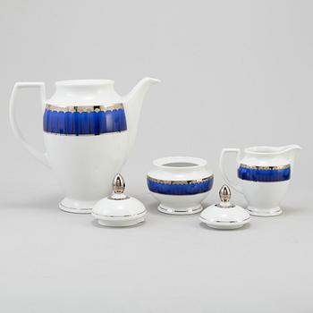 A set of 93 p, tableware. "Christineholm" or "Marianne Royal Blue", Millennium, design Sigvard Bernadotte, 21th century.