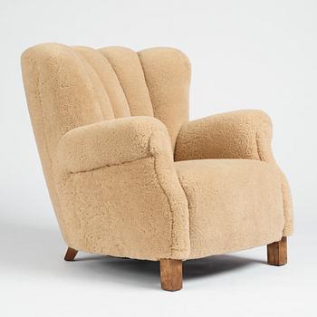 Fritz Hansen, an easy chair, 'model 1518', Denmark 1940s.