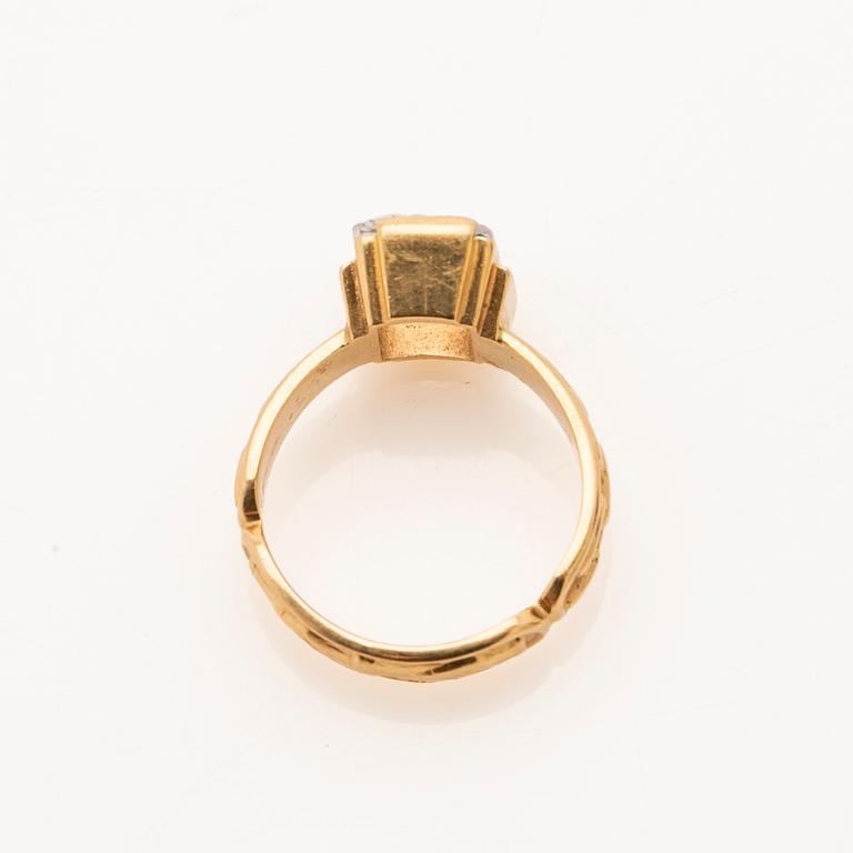 Ring, 18K guld, G. Dahlgren & Co, Malmö, 1900-talets andra hälft.