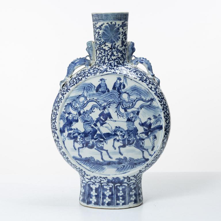 Pilgrimsflaska, porslin, Kina, Qingdynastin, 1800-tal.
