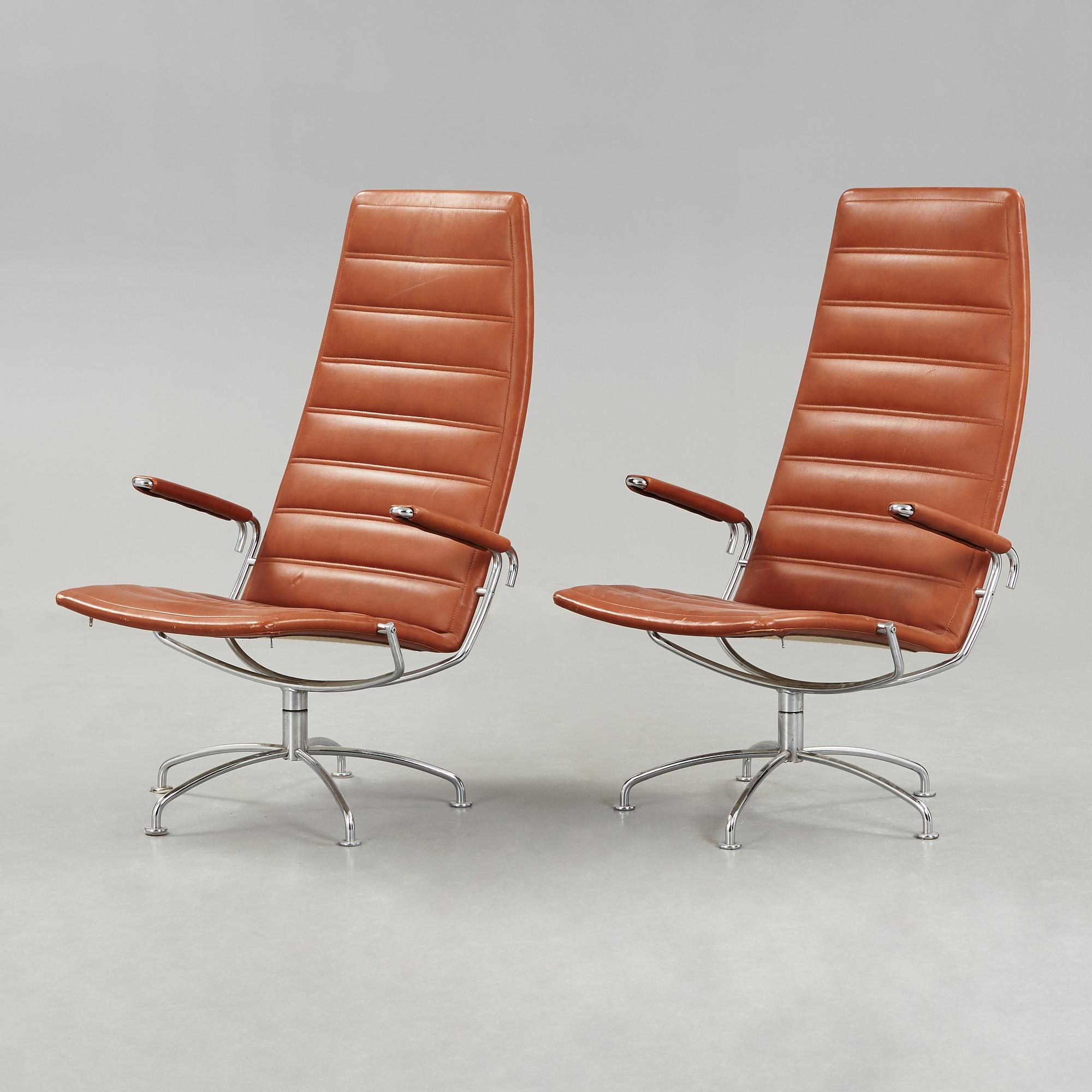JENS AMUNDSEN, ett par fåtöljer och bord, "SAS Chair Series",  Fritz Hansen, Danmark 1979.