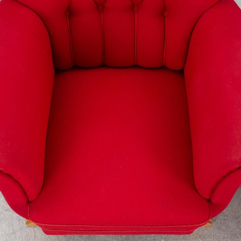 A pair of Swedish Modern armchairs, 1940s.