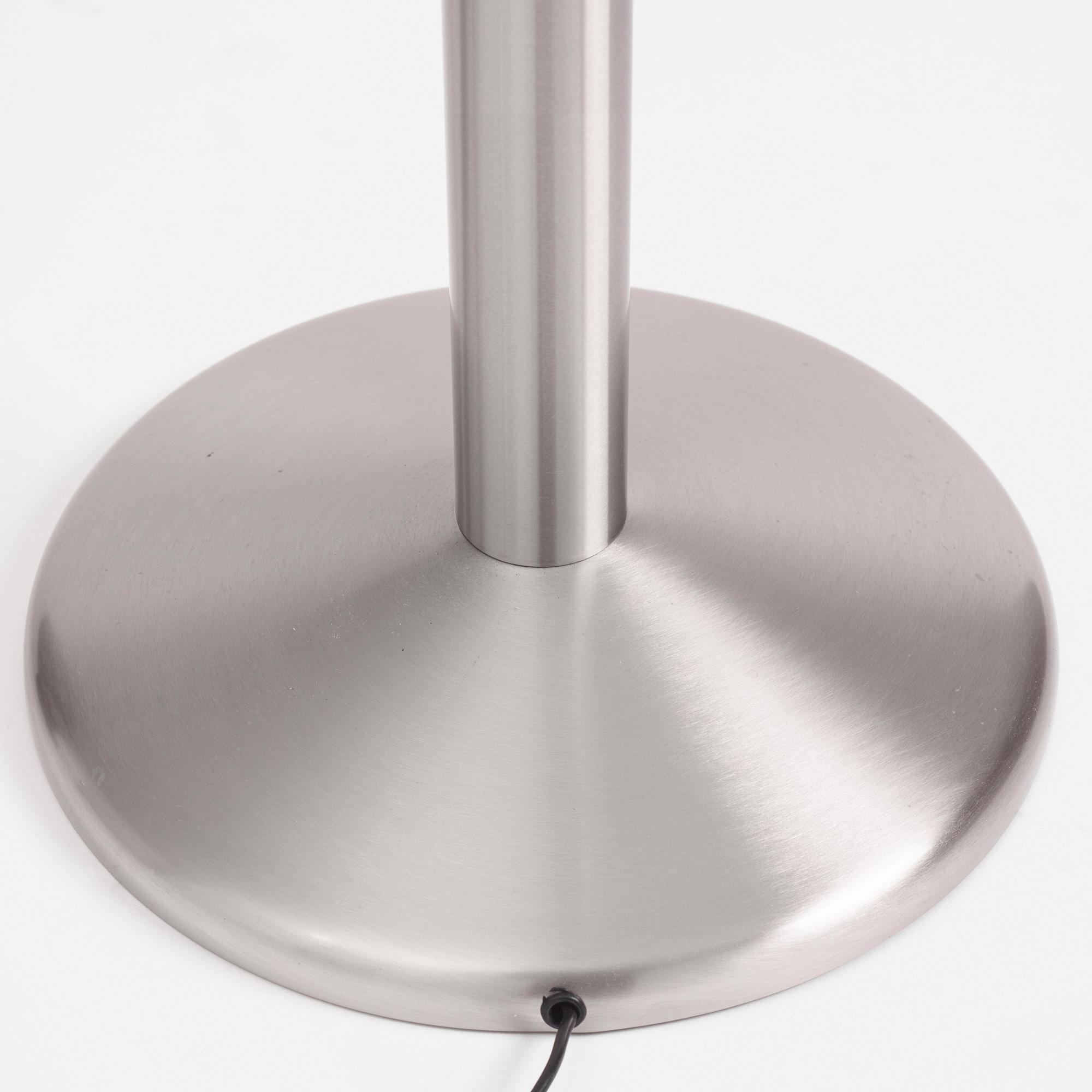 Pietro Chiesa, a "Luminator" floor lamp, Fontana Arte, Italy, 2018.