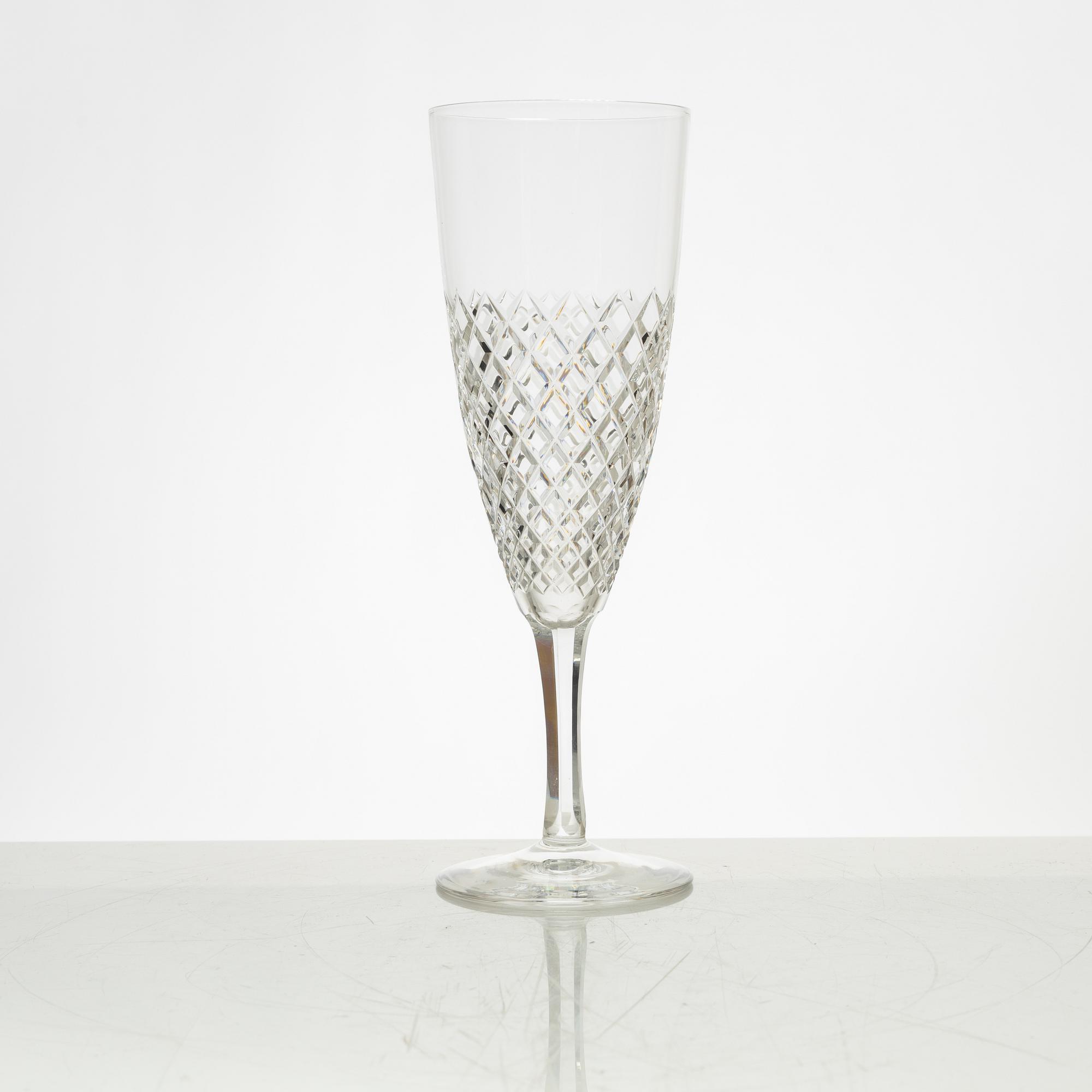 Vicke Lindstrand, glass service, "Blues", Kosta (45 pieces).