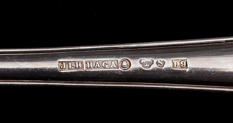 PARTI SKEDAR, 30 delar, silver, bla "Haga", JL Hultman, Stockholm, 1954. Tot vikt ca 772g.