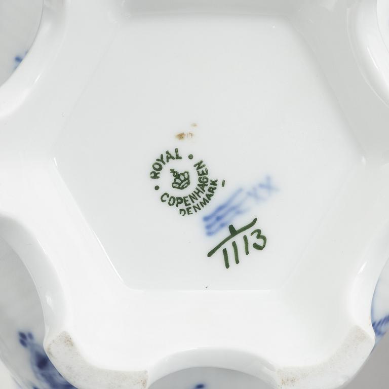 Royal Copenhagen, a 29-piece porcelain coffee service, full lace "Blue Fluted", Denmark.