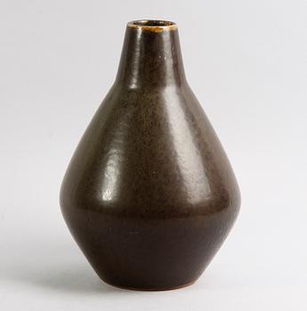 VAS, stengods, Carl Harry Stålhane, Rörstrand, sign o dat -57.