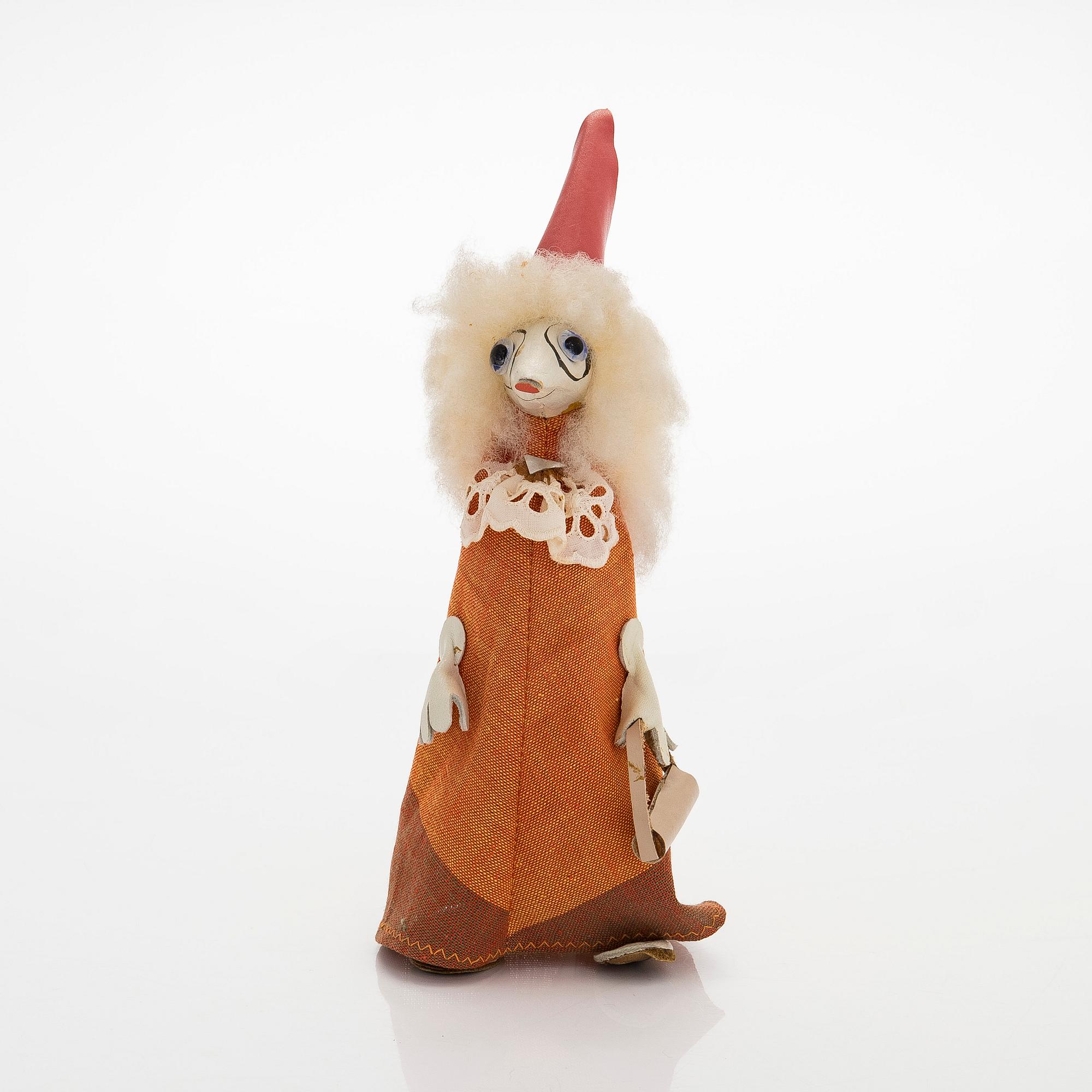 Atelier Fauni, Moomin figurine 'Fillyjonk', Atelier Fauni Finland 1950/60s.