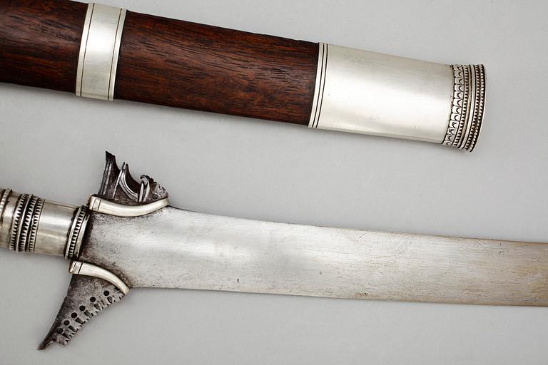 KNIV, Asien, 1900-tal.