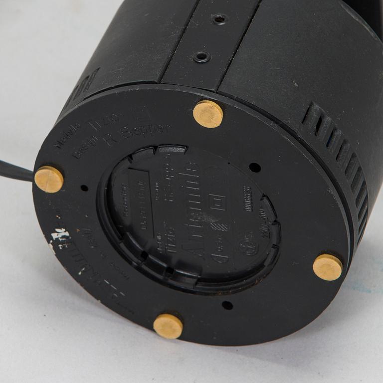 Richard Sapper, pöytävalaisinpari, "Tizio", Artemide, Italia.