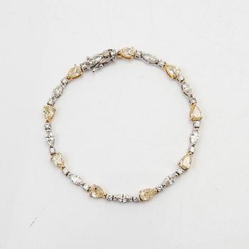 Armband, 18 k guld och vitguld med briljanter.