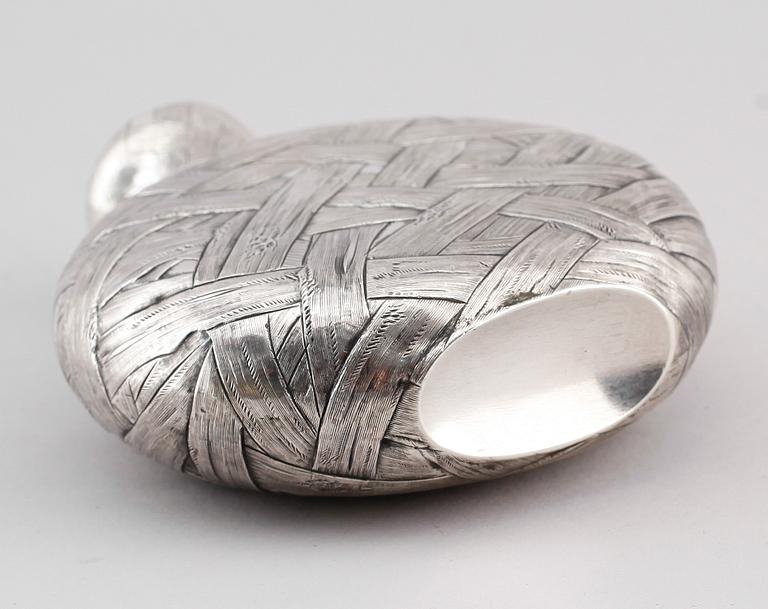 FICKPLUNTA, silver, S:t Petersburg, 1800-/1900. Vikt ca 224 g.