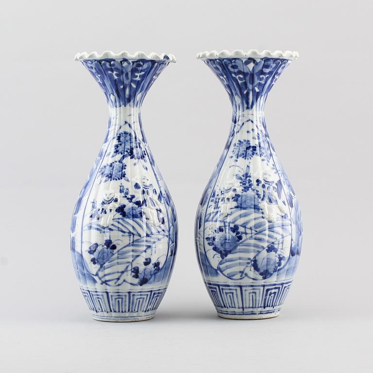 VASER, 1 par, porslin, Japan, 1900-tal.