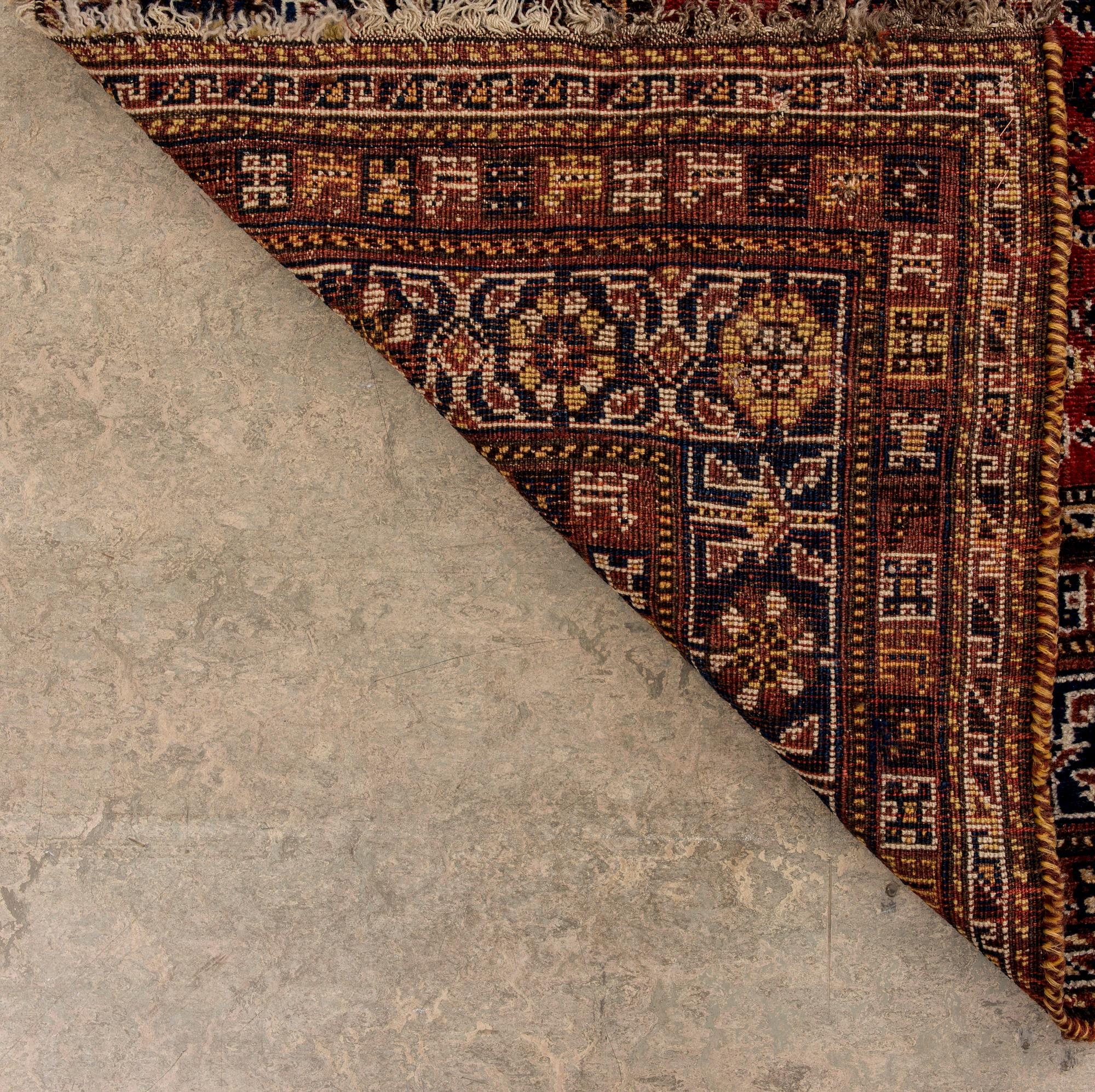MATTA, Gashgai/ Kashgai. Ca 300x207 cm.