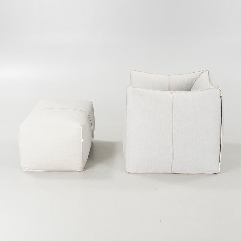 A "Le Bambole '07" armchair and a "Bambouff" footstool, designed by Mario Bellini, 21st century.
