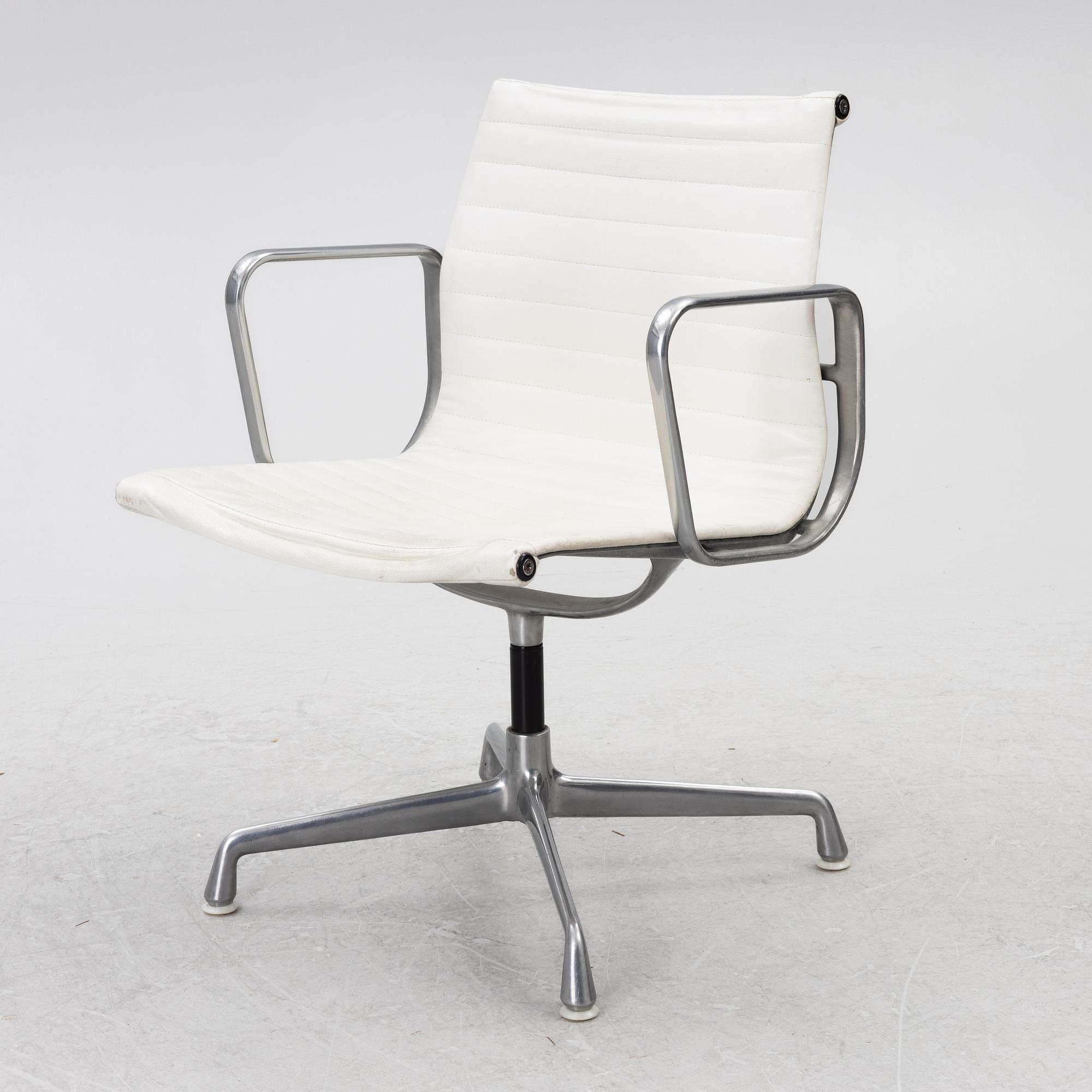 Charles & Ray Eames, Desk chair, "938-138", Herman Miller.