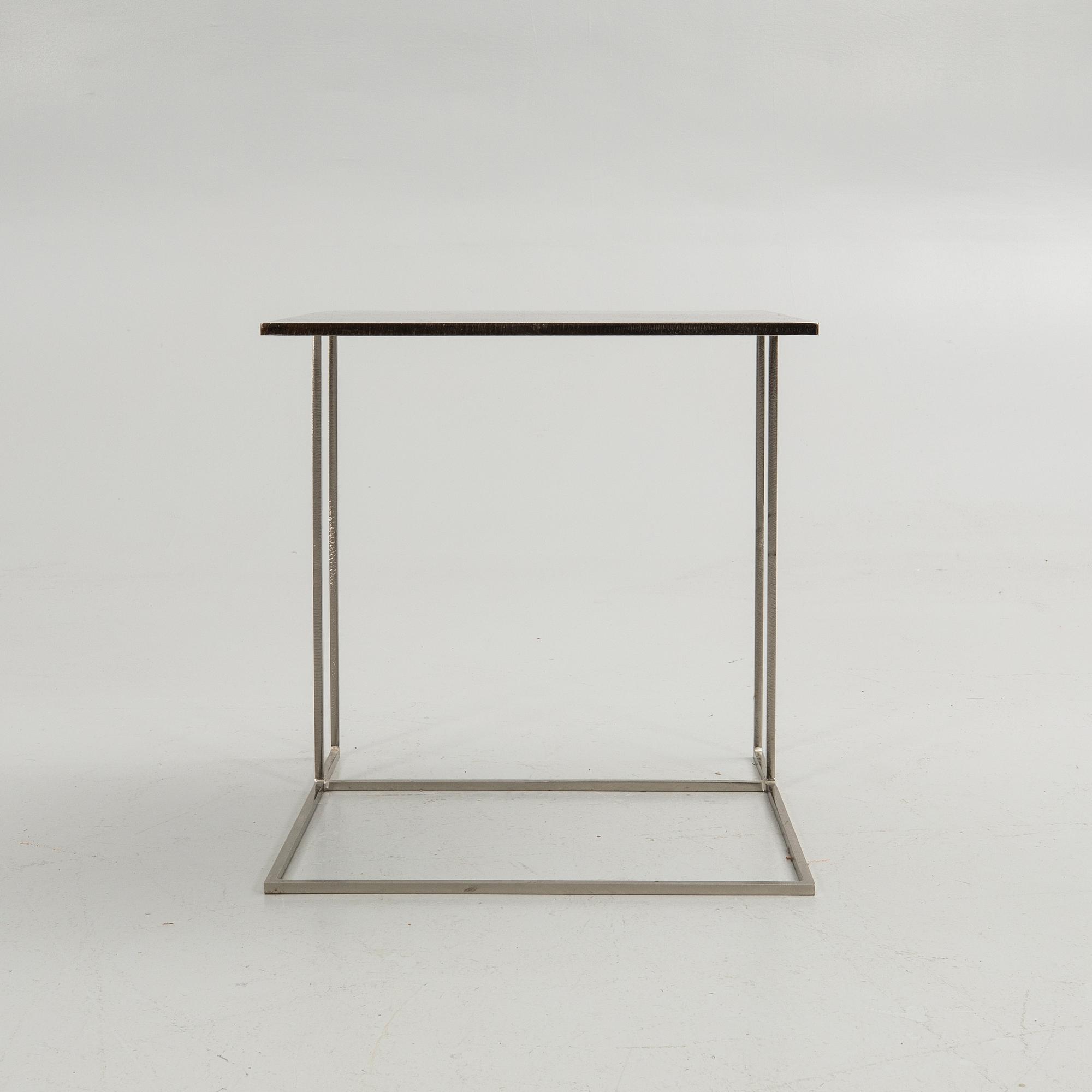 Rodolfo Dordoni, Sidobord, Minotti, ”Leger”, Italien, 1990-tal.