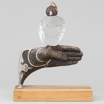 LUDVIG LÖFGREN, skulptur av järn och kristall. Målerås 2015. Numrerad 1/19.