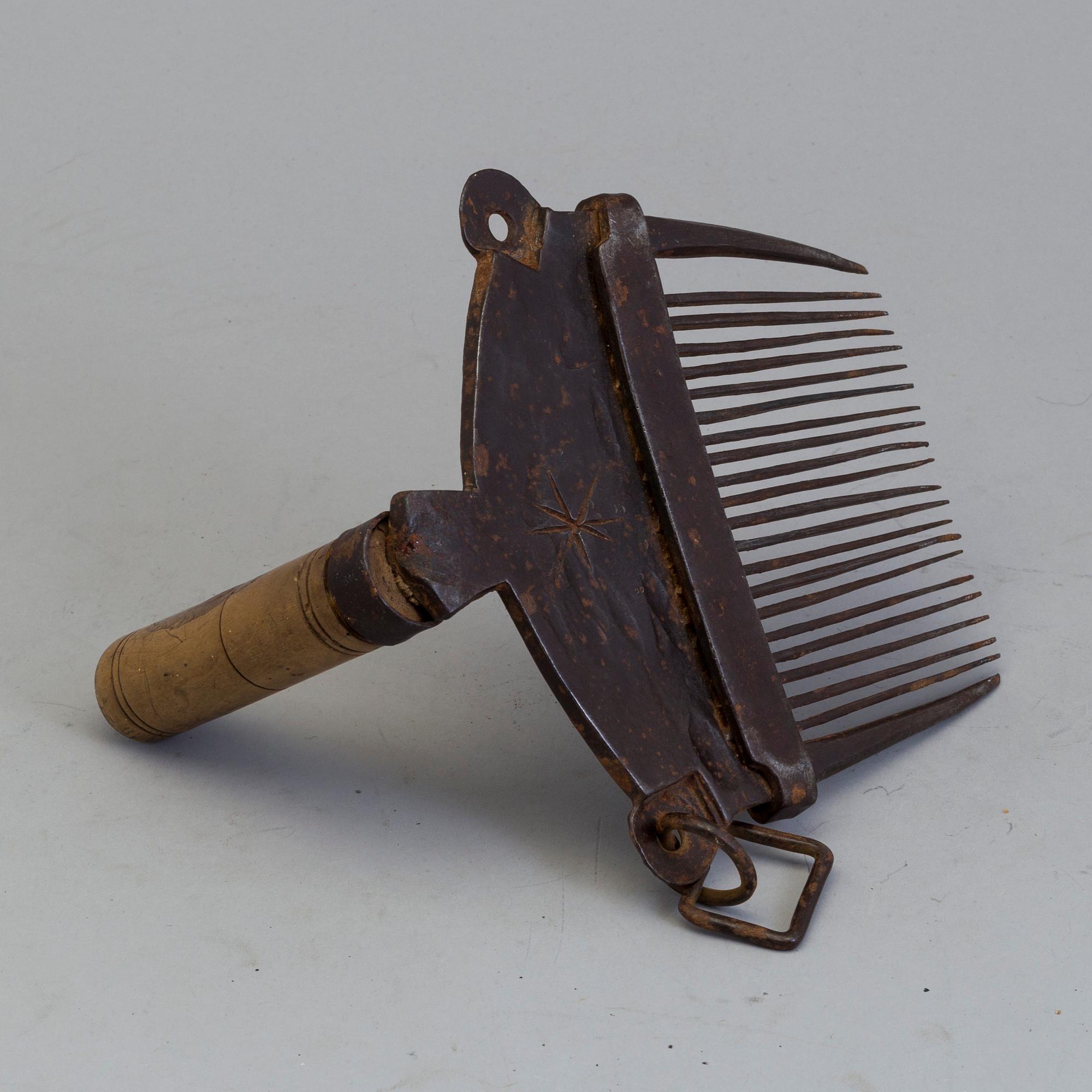 AN CAST IRON ITEMS, 18th/19th century.