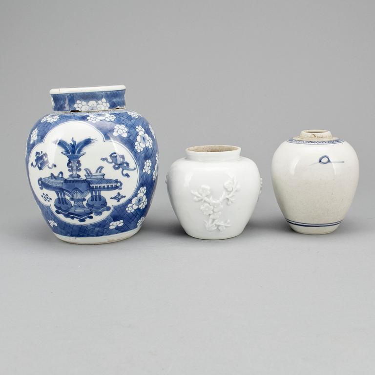 BOJANER, 3 st, porslin, Kina. Bl a 1800/1900-tal.