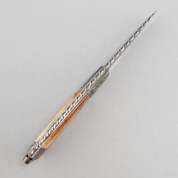 Kaj Embretsen, a damascus steel folding knife, signed.