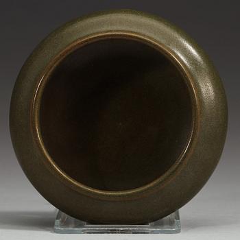 A teadust brush washer, Qing dynasty (1664-1912).