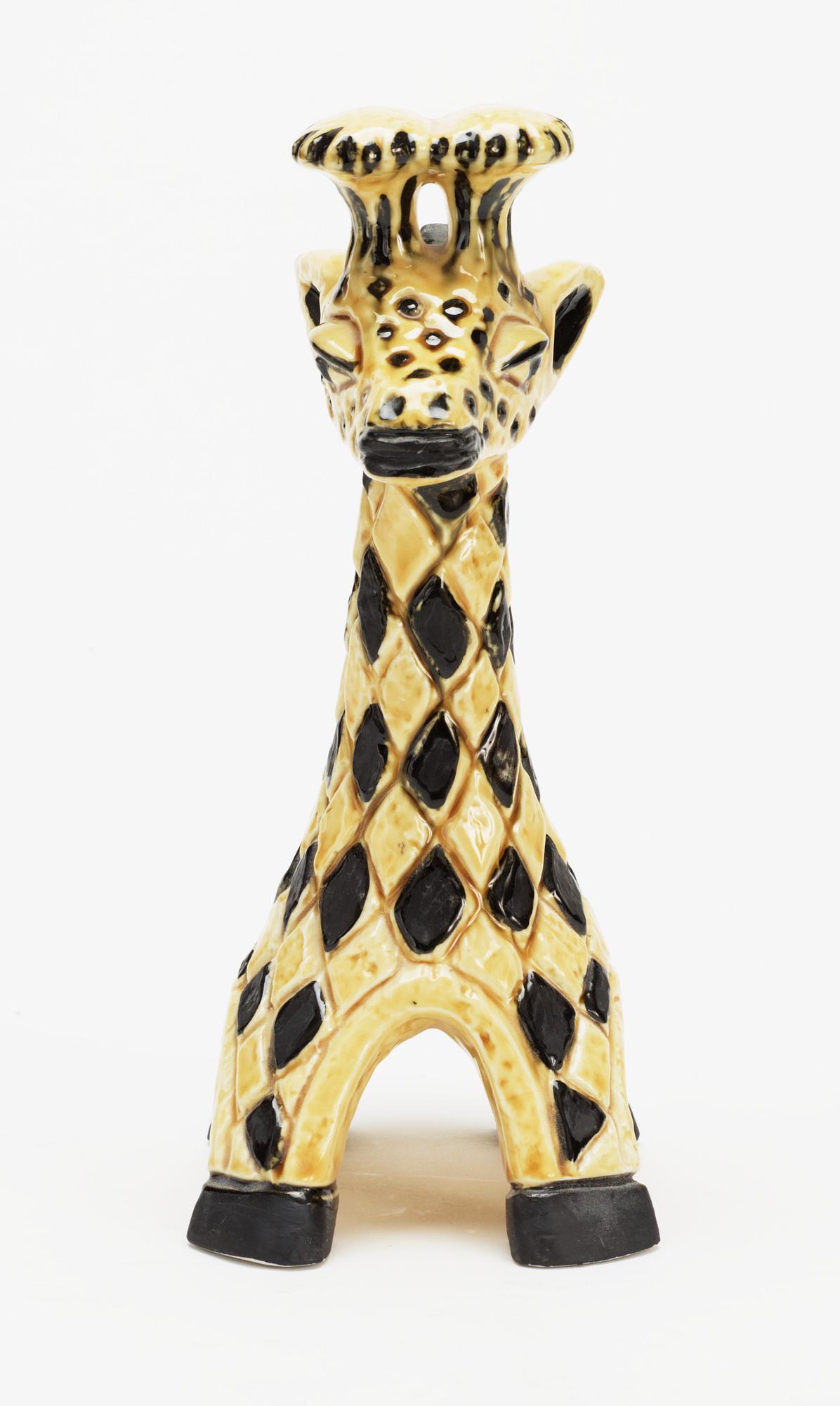 A Gunnar Nylund stoneware figure of a giraffe, Rörstrand.