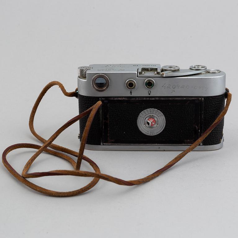 LEICA M3, camera, single stroke.