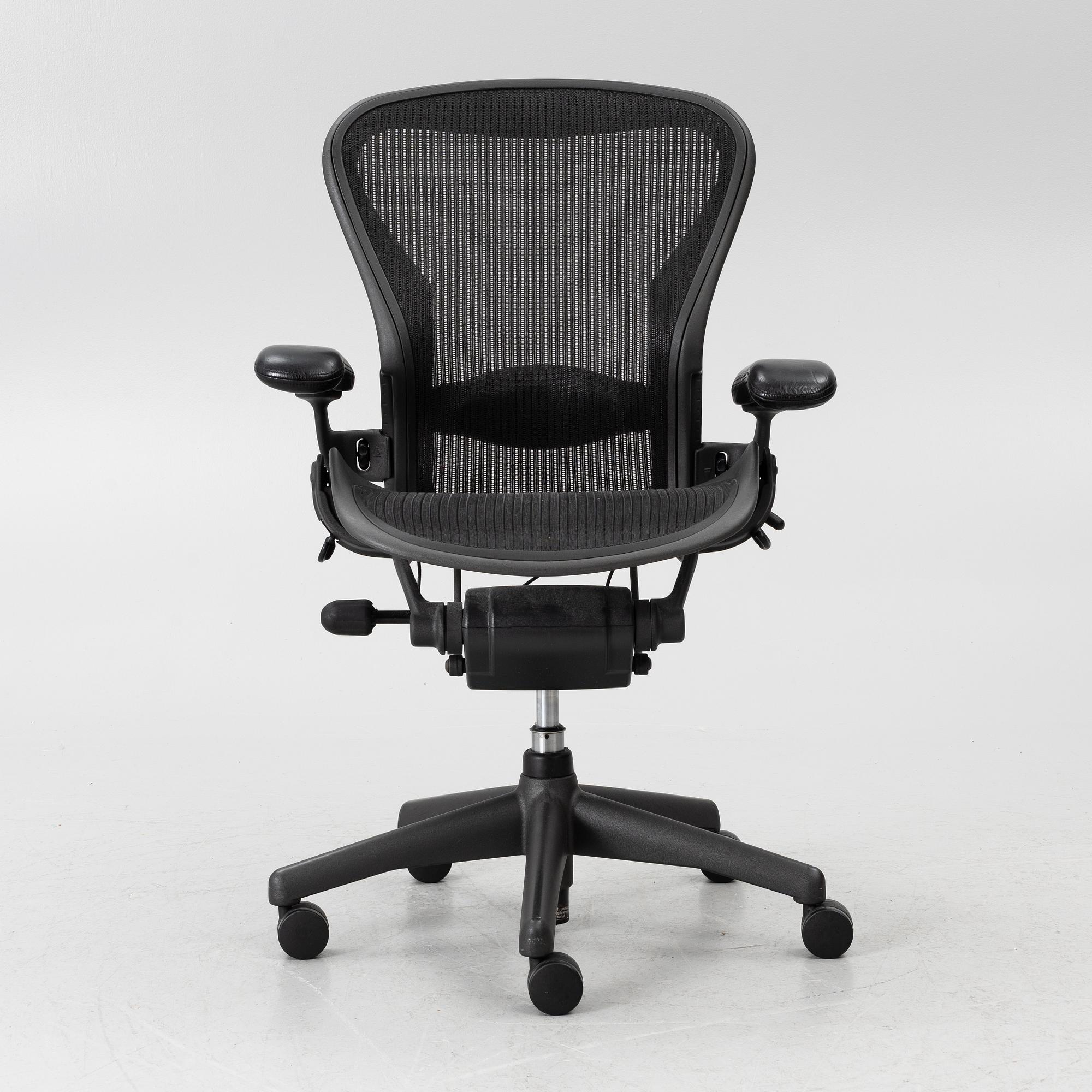 Don Chadwick/Bill Stump, desk chair, “Aeron”, Herman Miller.