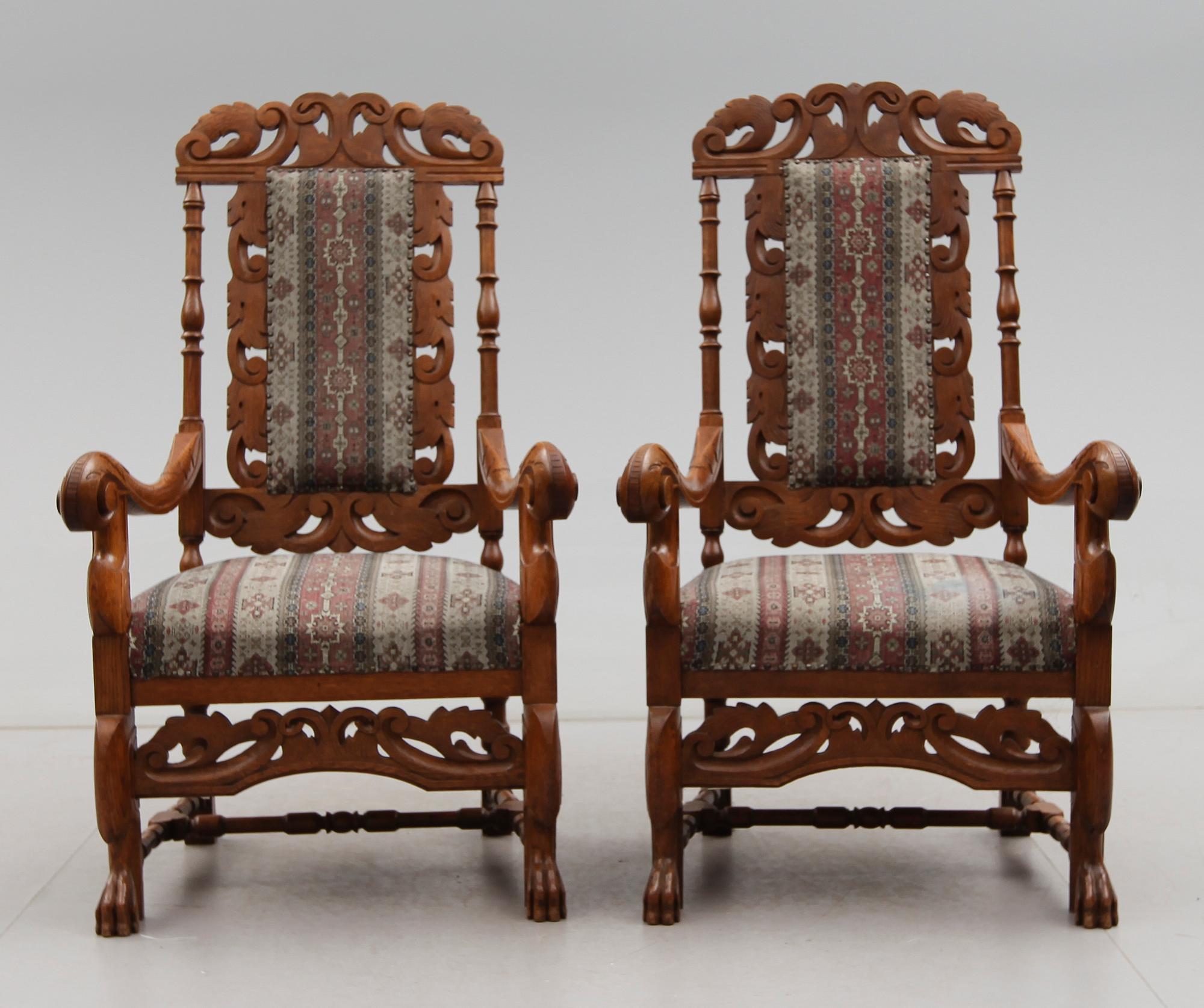 KARMSTOLAR, 1 par, renässansstil, omkring år 1900.