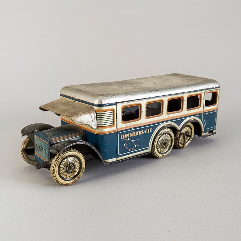 A Günthermann tinplate "Omnibus Cie" toy bus, Germany, 1930s.