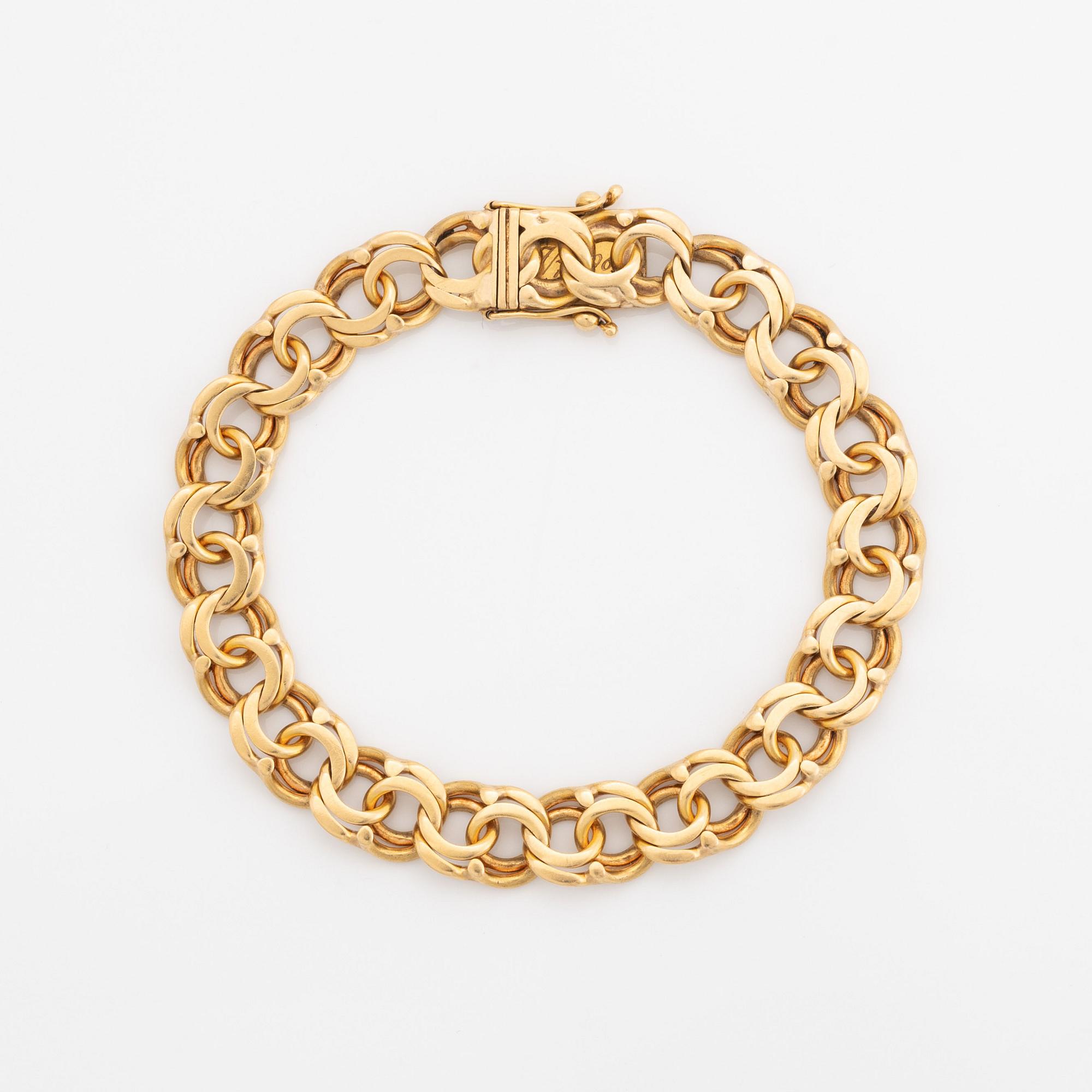 18K gold bracelet.