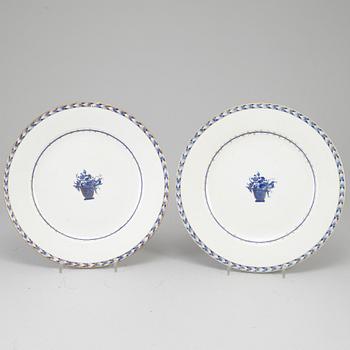 A pair of dishes, Qing dynasty, Qianlong (1736-95).