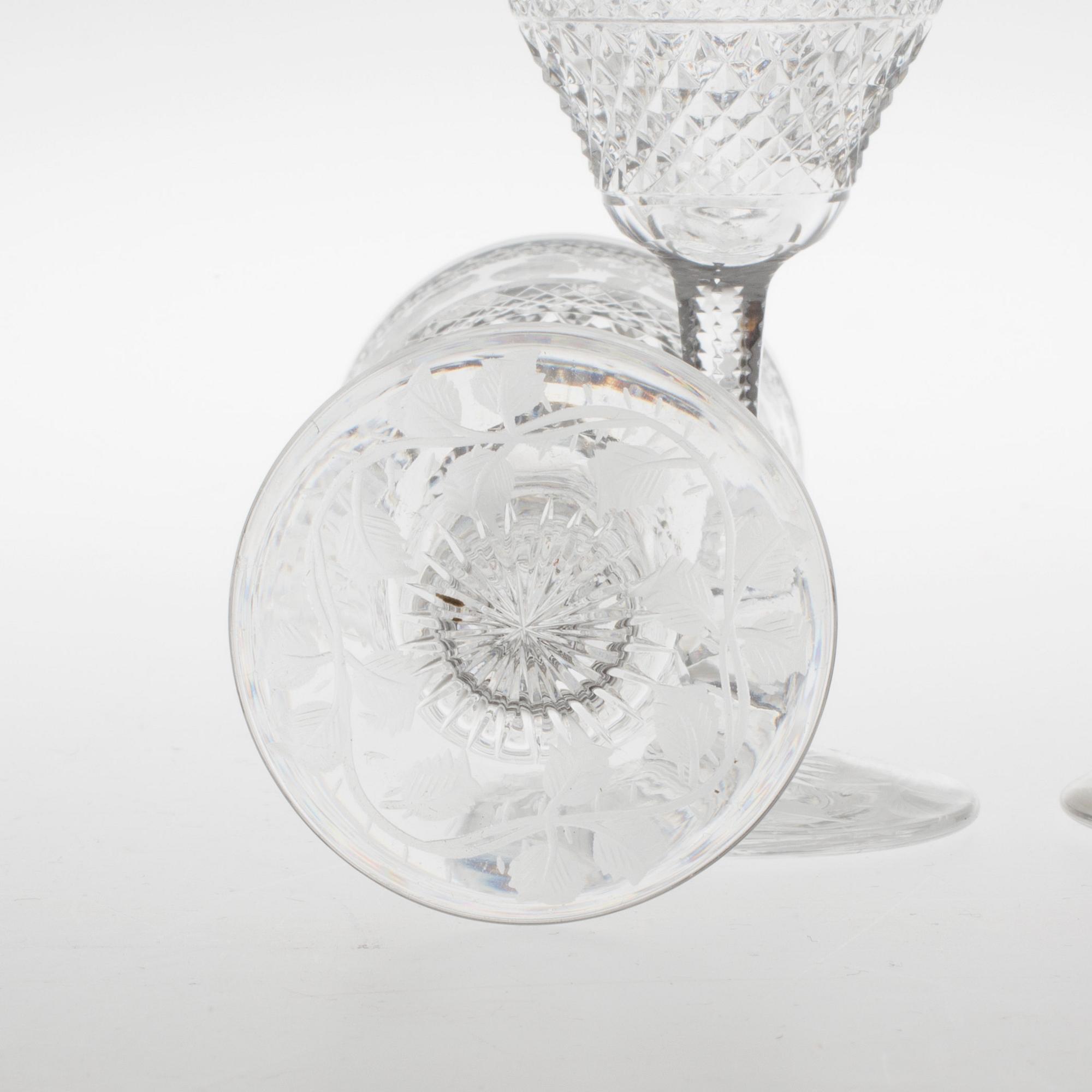 LARS KJELLANDER, Kosta, likörglas 11 st, "Tre rosor".