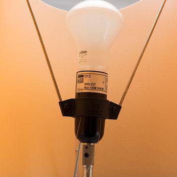 PAOLO RIZZATTO, bordslampa, "Costanza", Luceplan Italien, formgiven 1986.