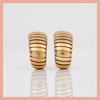 ÖRHÄNGEN, 18K guld, Bulgari. Total vikt ca 24,31 g.