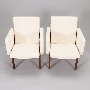 Antti Nurmesniemi, a pair of armchairs. Designed 1959.