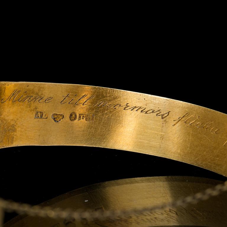 ARMBAND, förgylld silver, troligtvis Adolf lilja, Stockholm, 1861. Vikt ca 25 g.