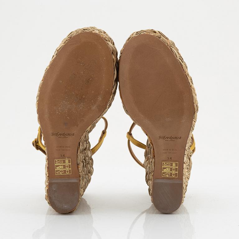 Yves Saint Laurent, sandaletter, storlek 36.