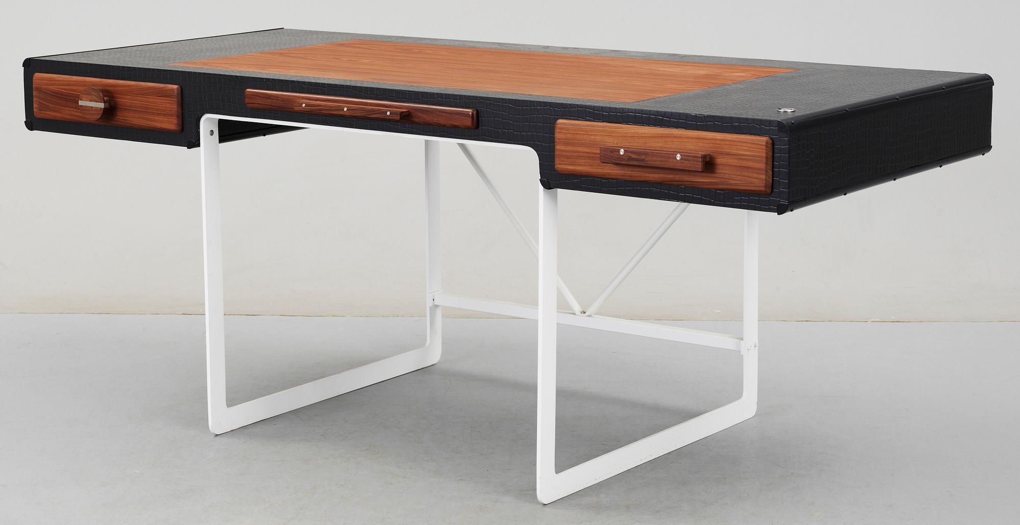 SKRIVBORD, design Peter Lundqvist, 1900-talets slut.