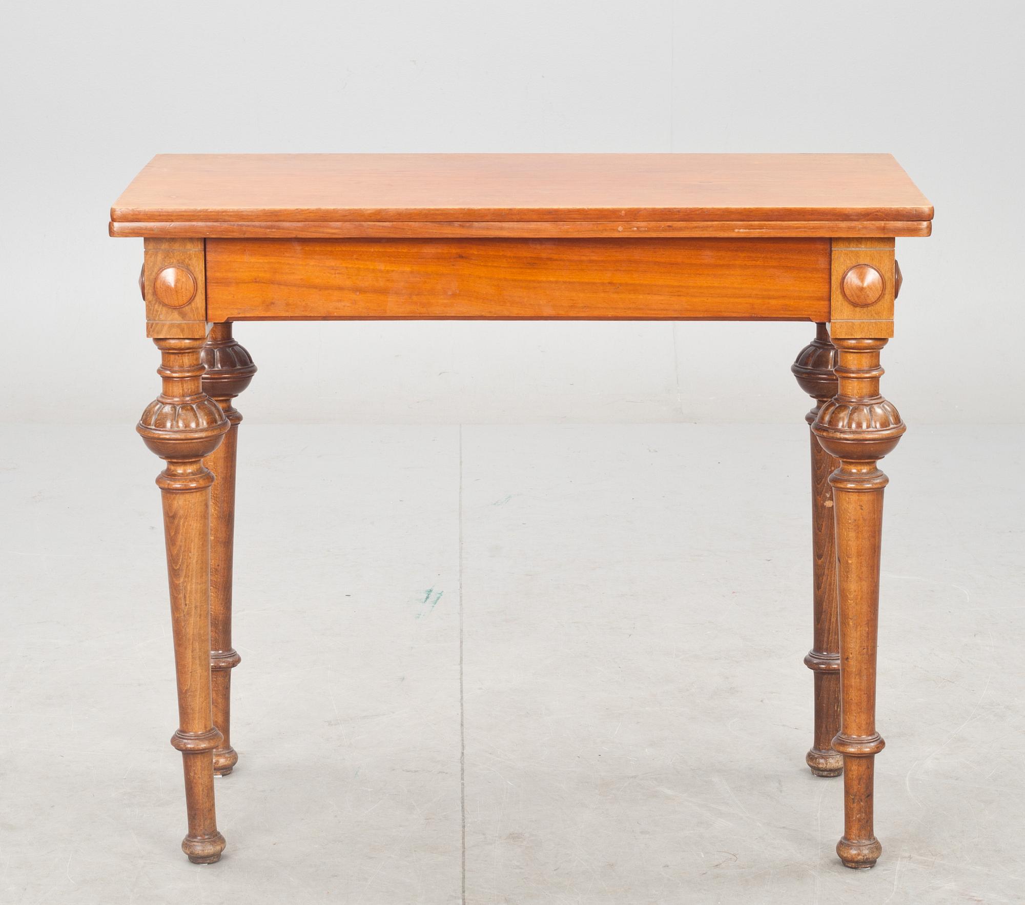 SPELBORD, nyrenässans, omkring 1900.