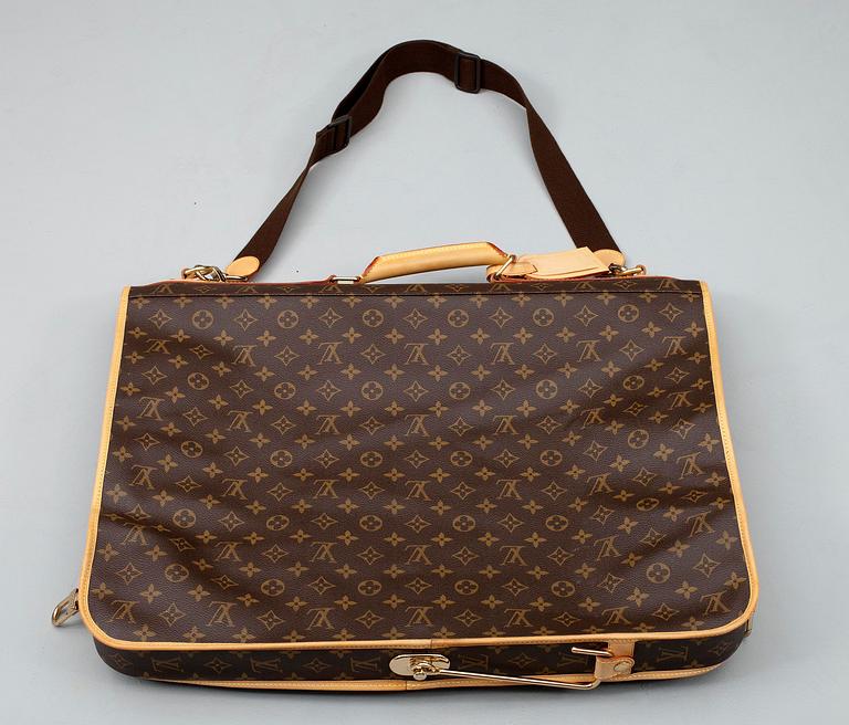 KLÄDÖVERDRAG, "Garment Bag", Louis Vuitton.