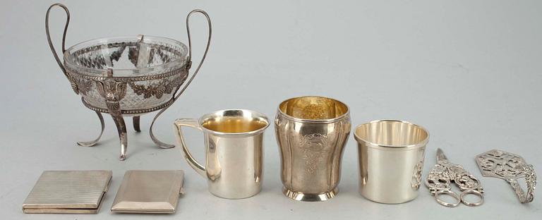 SILVERFÖREMÅL, 8 delar, bl.a. Frans Oskar Lindroos.