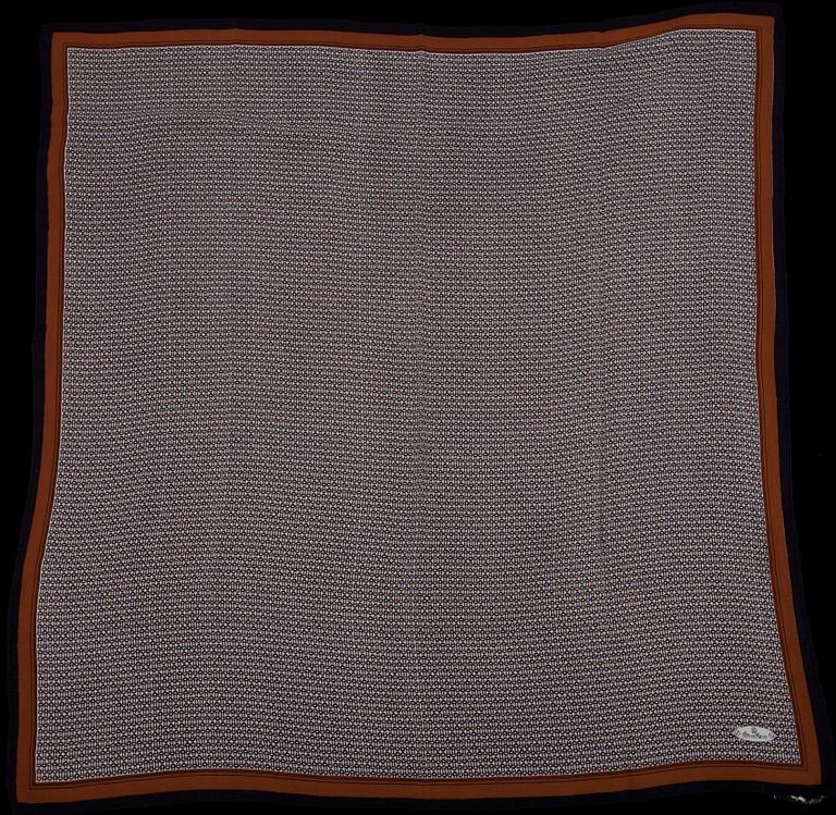 SCARF,siden, Etienne Aigner.