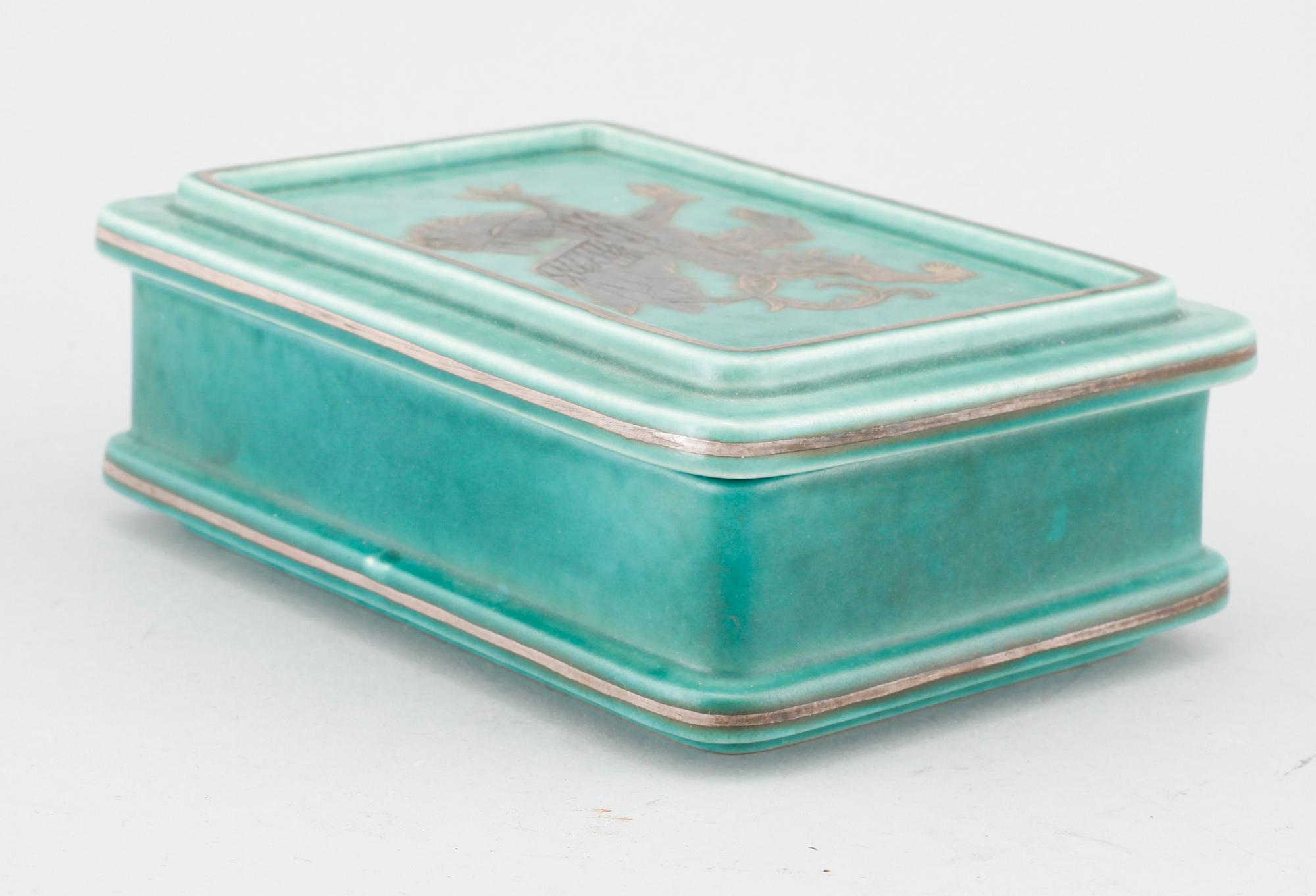 A stoneware box by Wilhelm Kåge for Gustavsberg, 20th century.