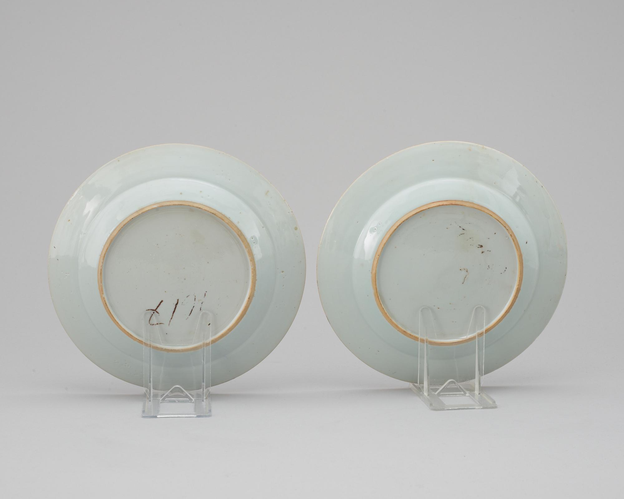 TALLRIKAR, 4 st, porslin, Qing dynastin, tidigt 1700-tal.